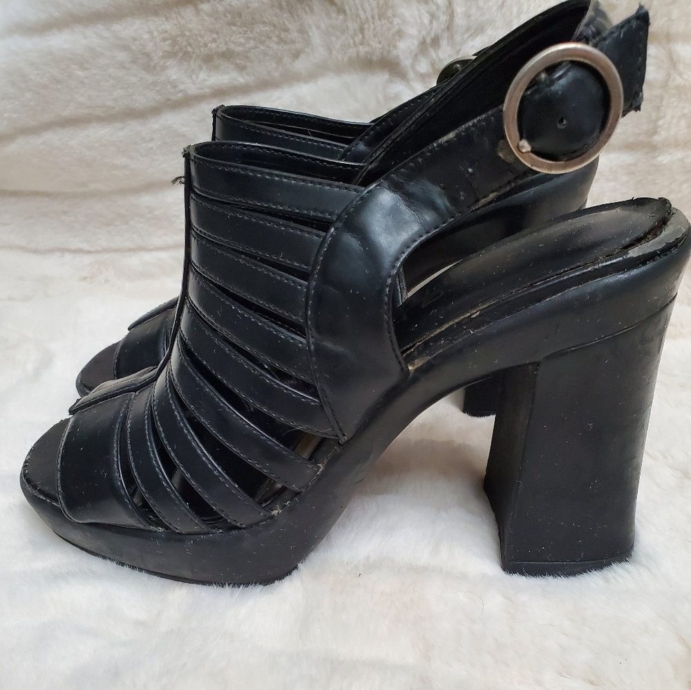 Black strappy chuck heels